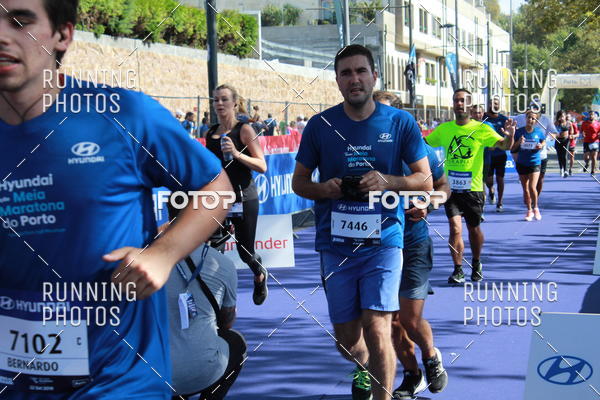 Buy your photos of the eventMeia Maratona Porto 2019 on Fotop
