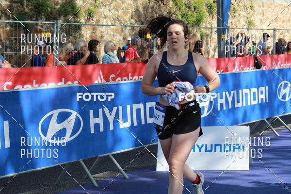 Buy your photos of the eventMeia Maratona Porto 2019 on Fotop