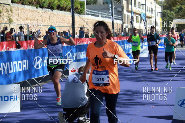 Buy your photos of the eventMeia Maratona Porto 2019 on Fotop