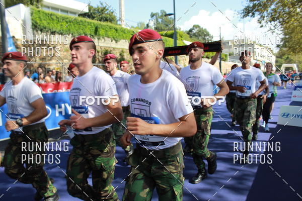 Buy your photos of the eventMeia Maratona Porto 2019 on Fotop