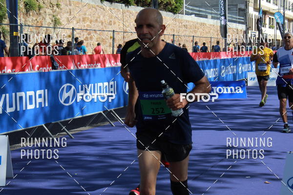 Buy your photos of the eventMeia Maratona Porto 2019 on Fotop