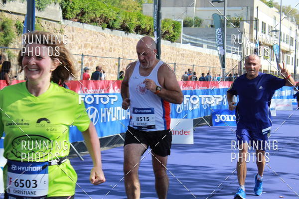 Buy your photos of the eventMeia Maratona Porto 2019 on Fotop