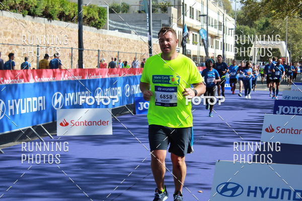 Buy your photos of the eventMeia Maratona Porto 2019 on Fotop