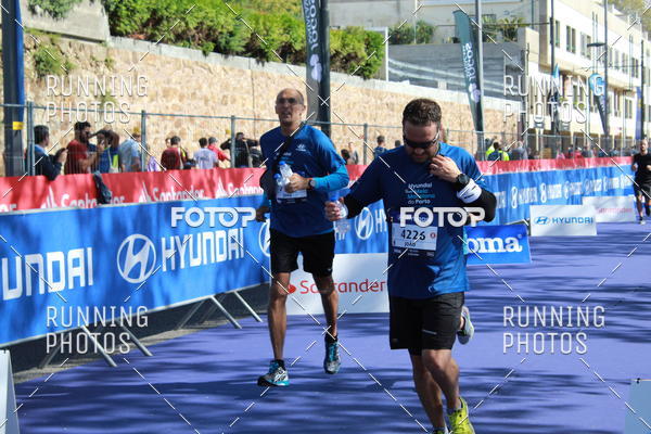 Buy your photos of the eventMeia Maratona Porto 2019 on Fotop