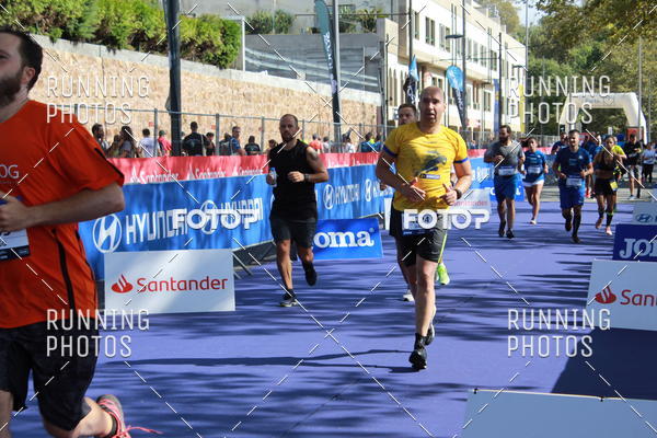 Buy your photos of the eventMeia Maratona Porto 2019 on Fotop