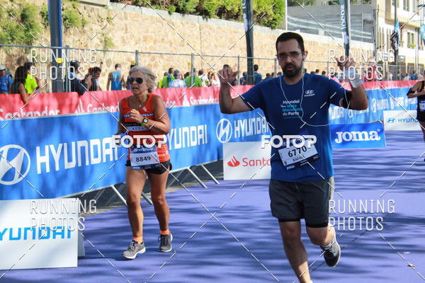 Buy your photos of the eventMeia Maratona Porto 2019 on Fotop