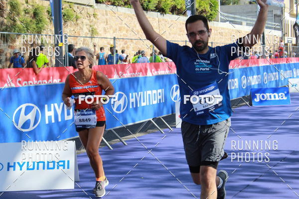 Buy your photos of the eventMeia Maratona Porto 2019 on Fotop