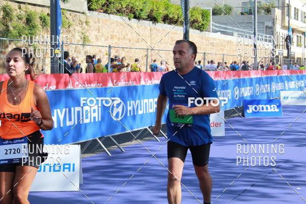 Buy your photos of the eventMeia Maratona Porto 2019 on Fotop