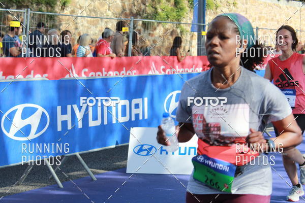 Buy your photos of the eventMeia Maratona Porto 2019 on Fotop