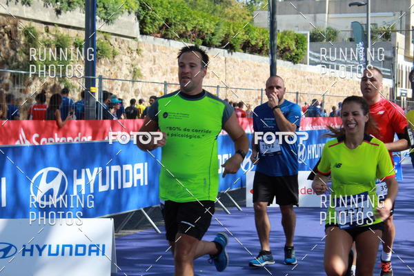 Buy your photos of the eventMeia Maratona Porto 2019 on Fotop