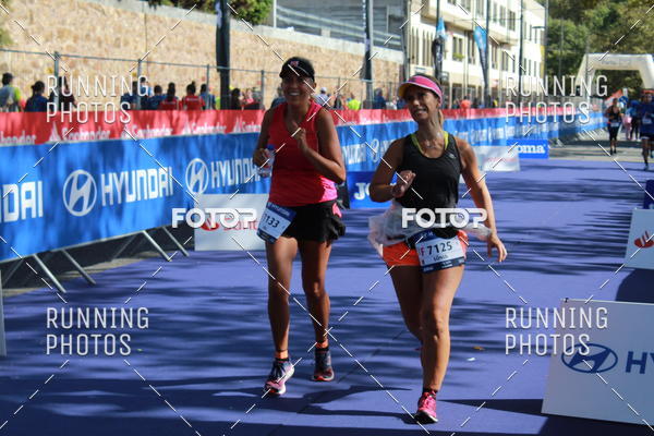 Buy your photos of the eventMeia Maratona Porto 2019 on Fotop