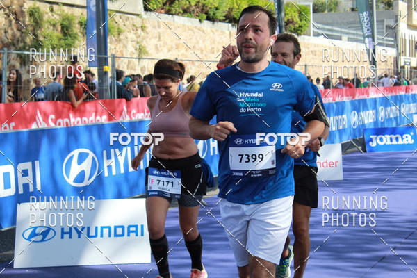 Buy your photos of the eventMeia Maratona Porto 2019 on Fotop
