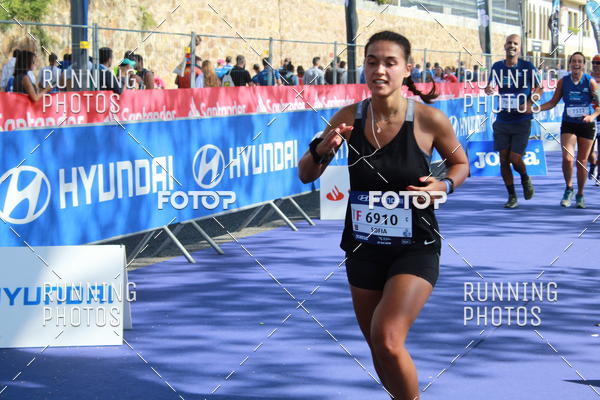 Buy your photos of the eventMeia Maratona Porto 2019 on Fotop