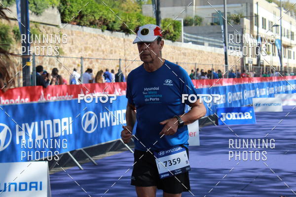 Buy your photos of the eventMeia Maratona Porto 2019 on Fotop