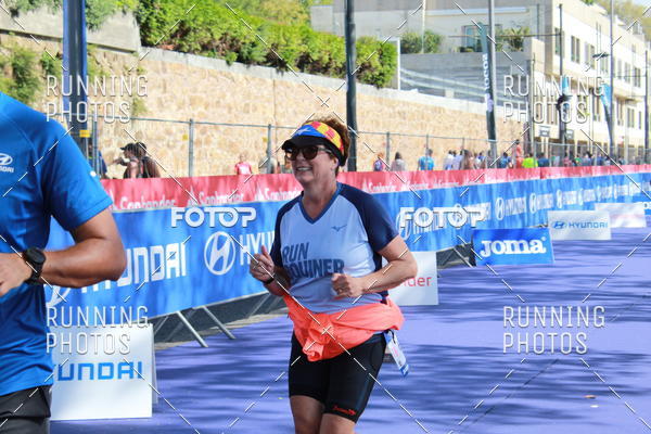 Buy your photos of the eventMeia Maratona Porto 2019 on Fotop