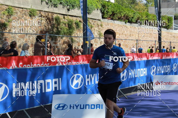 Buy your photos of the eventMeia Maratona Porto 2019 on Fotop