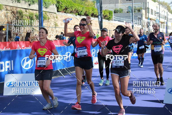 Buy your photos of the eventMeia Maratona Porto 2019 on Fotop