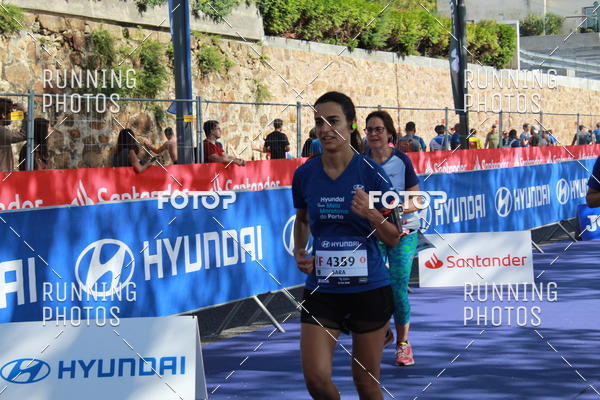 Buy your photos of the eventMeia Maratona Porto 2019 on Fotop