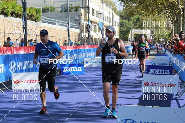 Buy your photos of the eventMeia Maratona Porto 2019 on Fotop