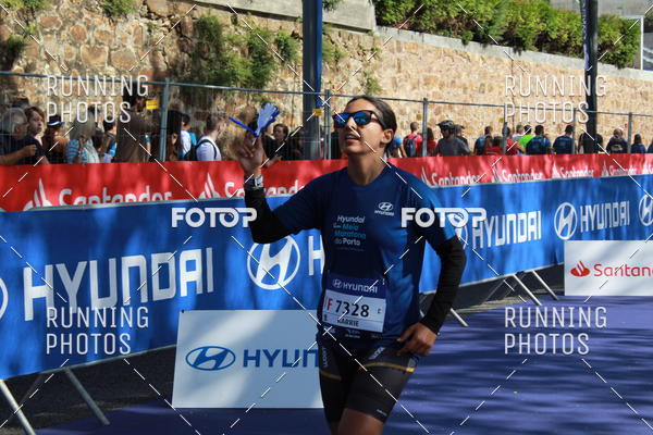 Buy your photos of the eventMeia Maratona Porto 2019 on Fotop