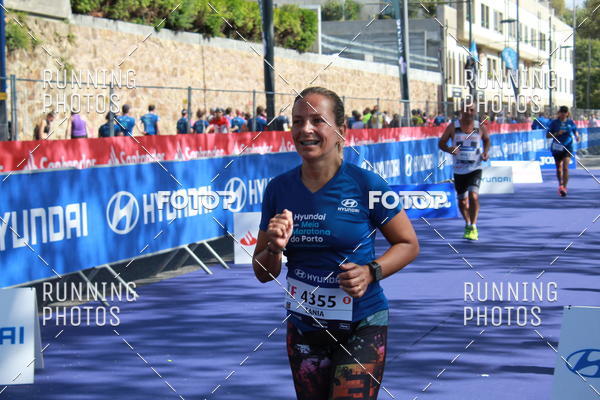 Buy your photos of the eventMeia Maratona Porto 2019 on Fotop