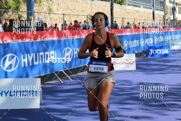 Buy your photos of the eventMeia Maratona Porto 2019 on Fotop