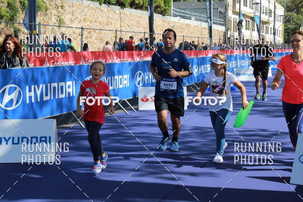 Buy your photos of the eventMeia Maratona Porto 2019 on Fotop