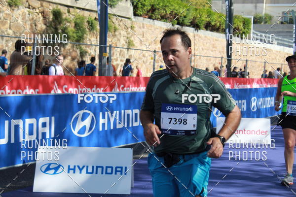 Buy your photos of the eventMeia Maratona Porto 2019 on Fotop