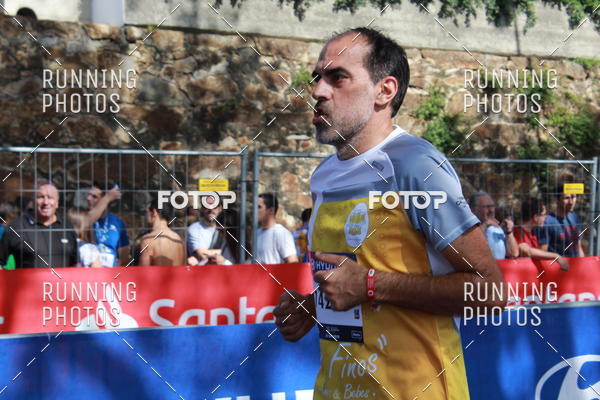 Buy your photos of the eventMeia Maratona Porto 2019 on Fotop