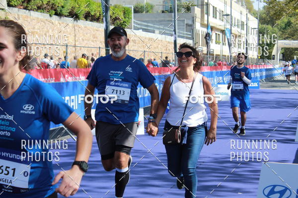 Buy your photos of the eventMeia Maratona Porto 2019 on Fotop