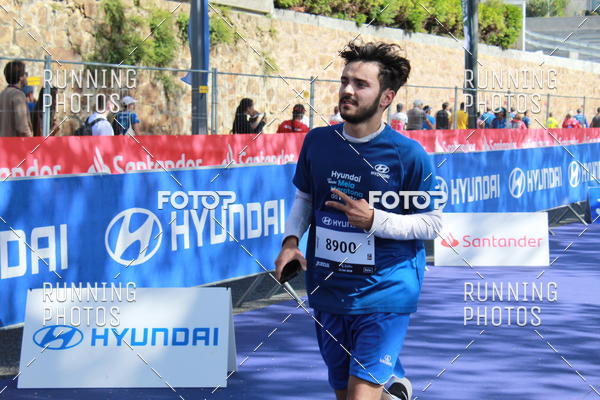 Buy your photos of the eventMeia Maratona Porto 2019 on Fotop