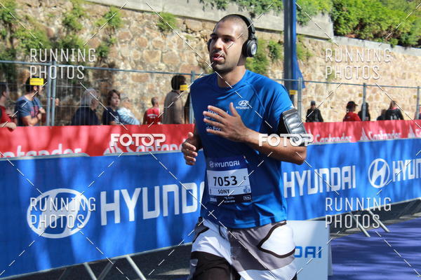 Buy your photos of the eventMeia Maratona Porto 2019 on Fotop