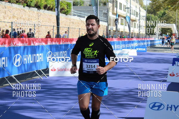 Buy your photos of the eventMeia Maratona Porto 2019 on Fotop
