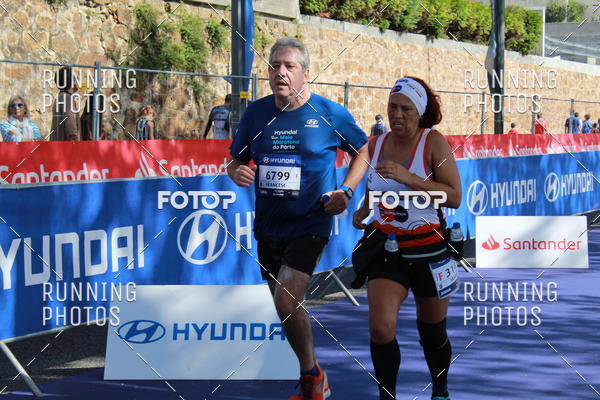 Buy your photos of the eventMeia Maratona Porto 2019 on Fotop