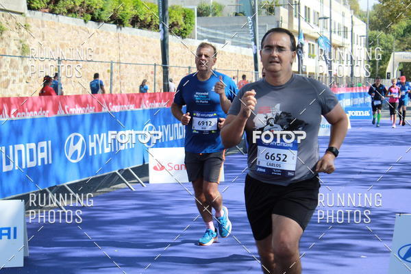 Buy your photos of the eventMeia Maratona Porto 2019 on Fotop