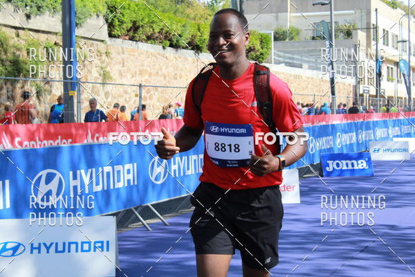 Buy your photos of the eventMeia Maratona Porto 2019 on Fotop