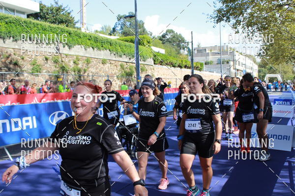 Buy your photos of the eventMeia Maratona Porto 2019 on Fotop