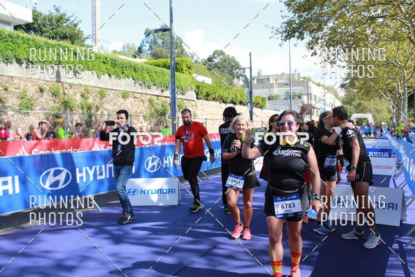 Buy your photos of the eventMeia Maratona Porto 2019 on Fotop