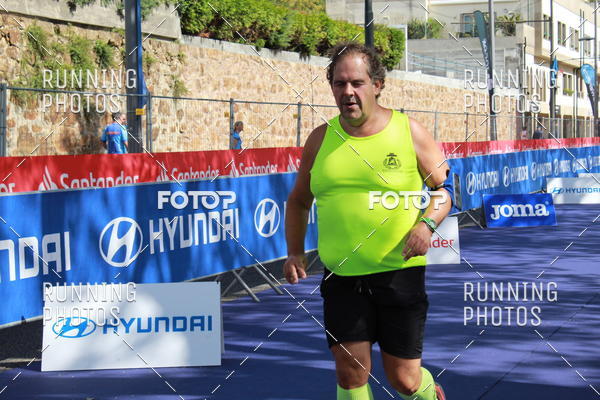 Buy your photos of the eventMeia Maratona Porto 2019 on Fotop