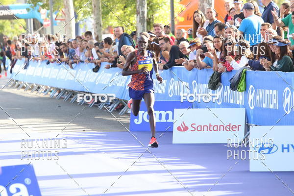 Buy your photos of the eventMeia Maratona Porto 2019 on Fotop