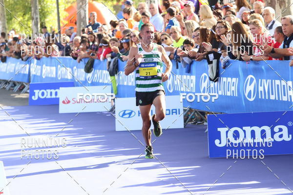 Buy your photos of the eventMeia Maratona Porto 2019 on Fotop