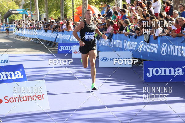 Buy your photos of the eventMeia Maratona Porto 2019 on Fotop