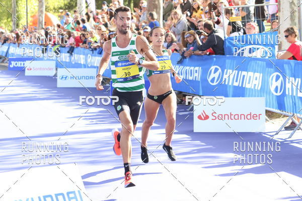 Buy your photos of the eventMeia Maratona Porto 2019 on Fotop