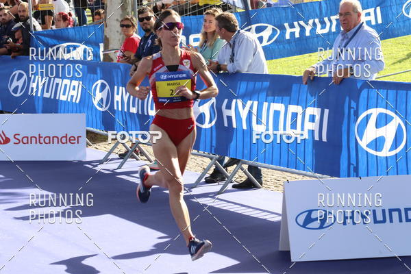 Buy your photos of the eventMeia Maratona Porto 2019 on Fotop