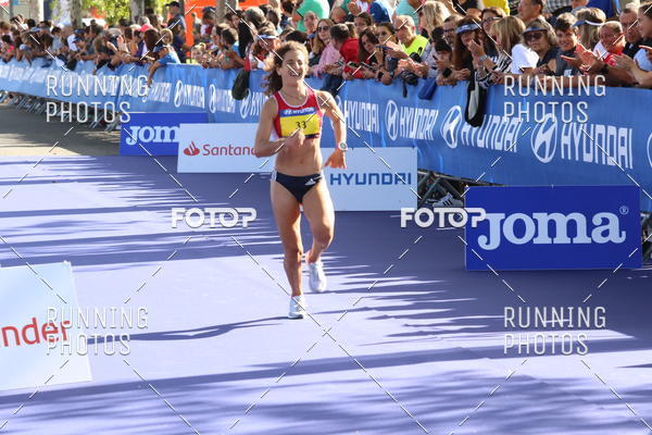 Buy your photos of the eventMeia Maratona Porto 2019 on Fotop