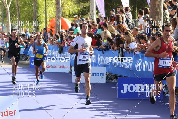 Buy your photos of the eventMeia Maratona Porto 2019 on Fotop