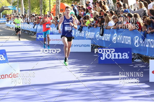 Buy your photos of the eventMeia Maratona Porto 2019 on Fotop