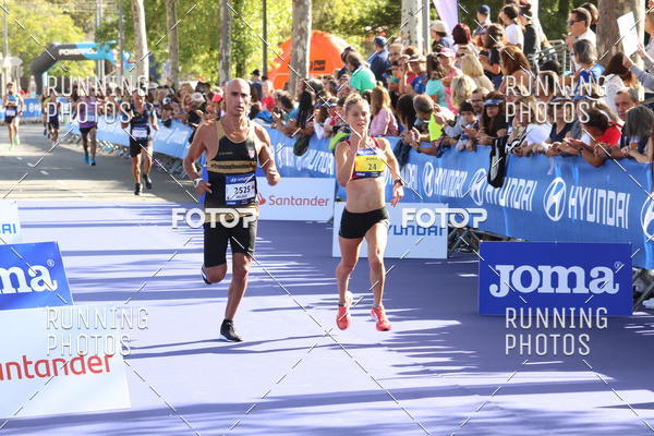 Buy your photos of the eventMeia Maratona Porto 2019 on Fotop