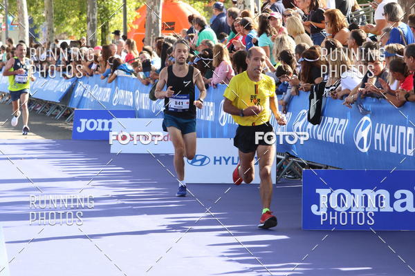 Buy your photos of the eventMeia Maratona Porto 2019 on Fotop