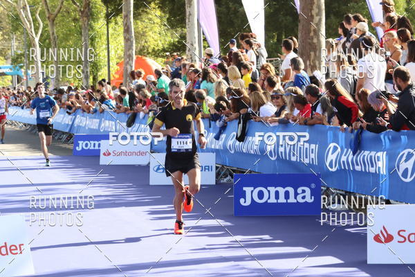 Buy your photos of the eventMeia Maratona Porto 2019 on Fotop